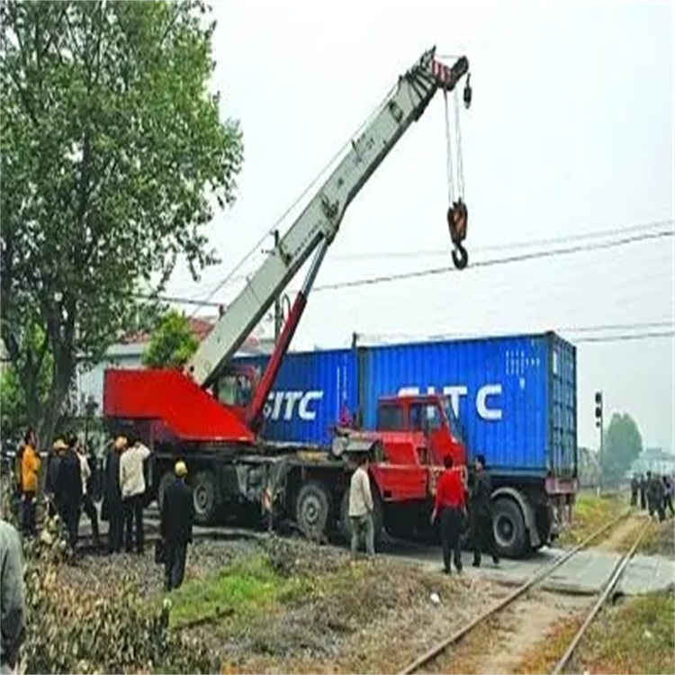 乡城如何快速找到附近的吊车救援公司