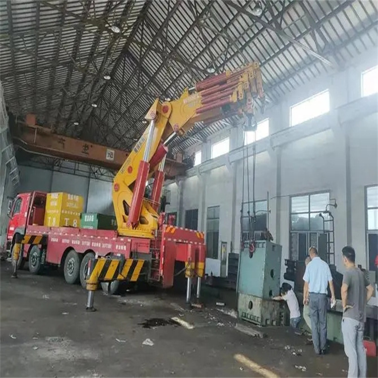 乡城速查！附近自卸吊车租赁电话及租赁全攻略